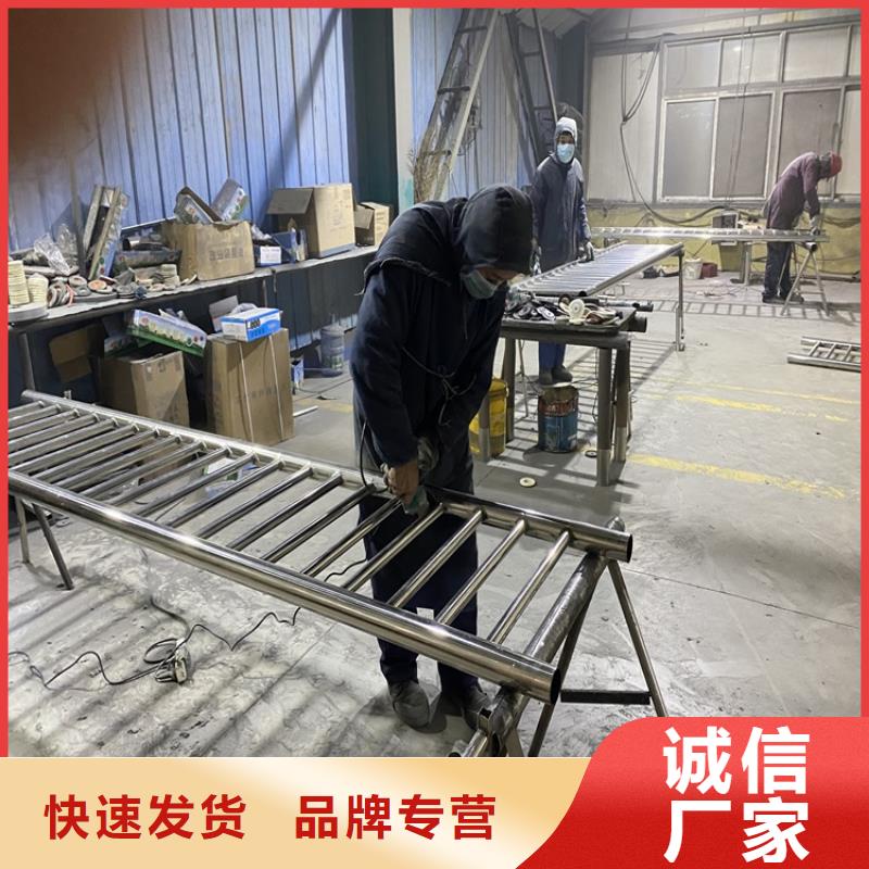 供應(yīng)高鐵站護(hù)欄_精選廠家