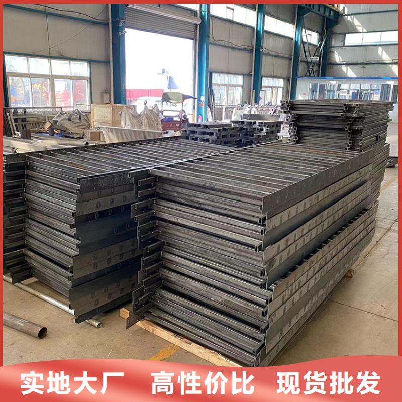 橋梁專用防撞護欄產品質量優良