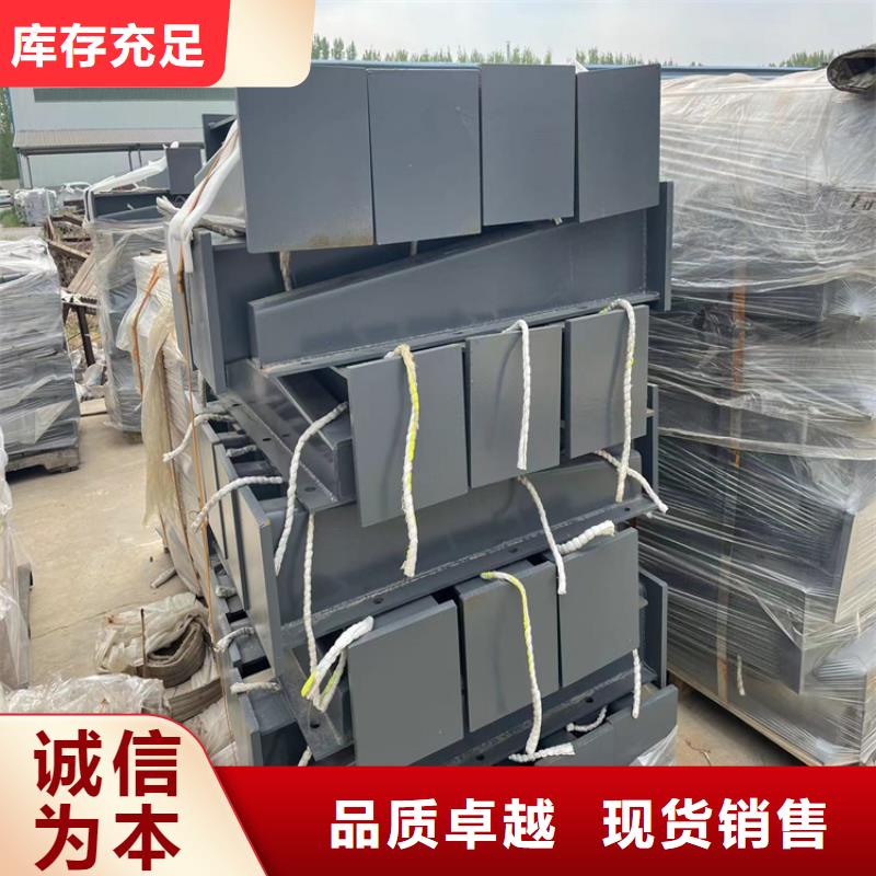 ：不銹鋼復(fù)合管人行道護(hù)欄生產(chǎn)廠家