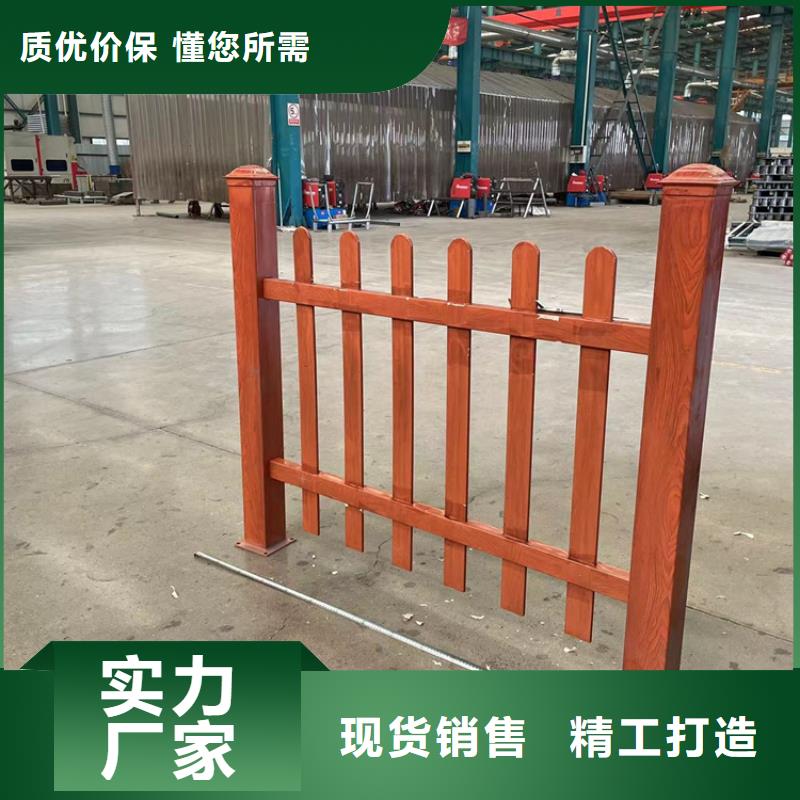 道路防撞護(hù)欄碳素鋼復(fù)合管護(hù)欄多種場景適用
