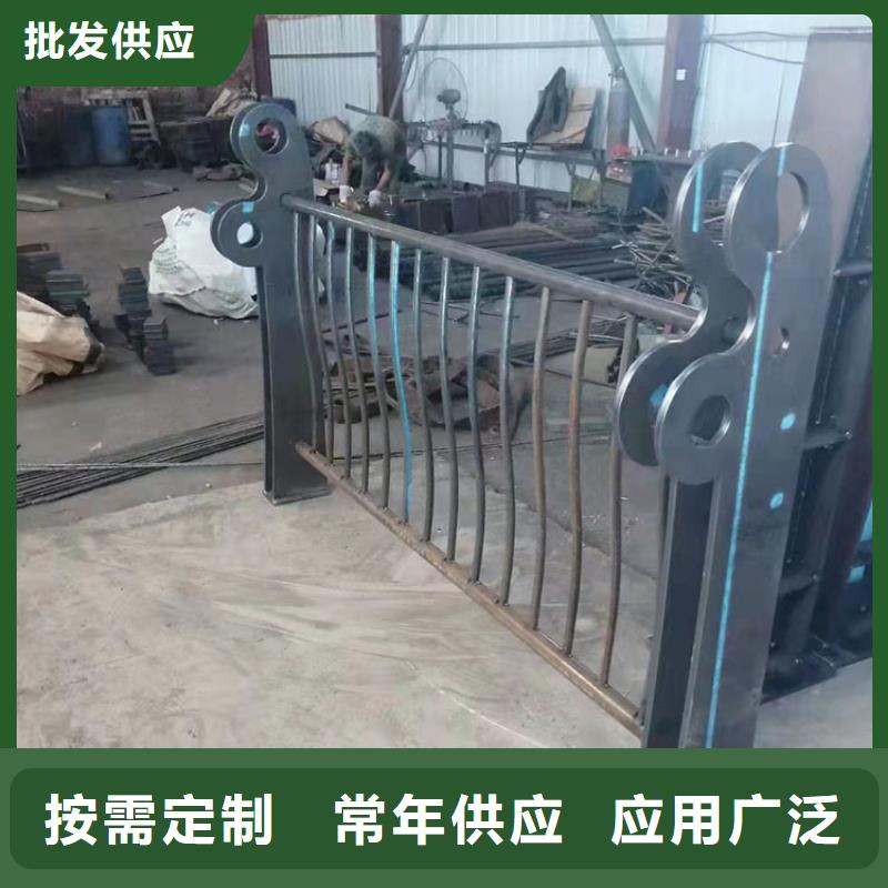 光亮201不銹鋼復(fù)合管護(hù)欄鼎森制造