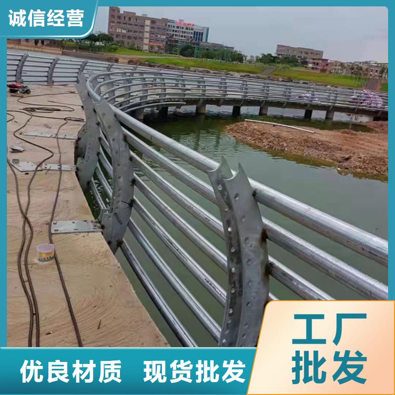 找公路防撞護欄生產(chǎn)廠家