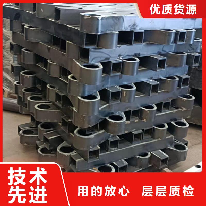 有現貨的不銹鋼復合管防撞欄桿批發商