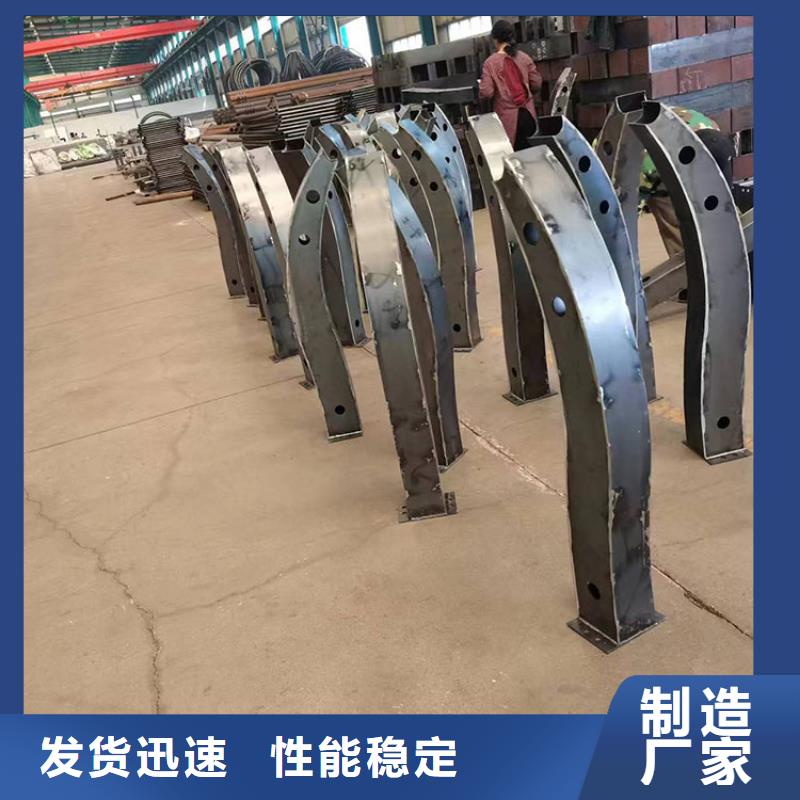 201不銹鋼復(fù)合管橋梁護(hù)欄安裝多少錢(qián)一米