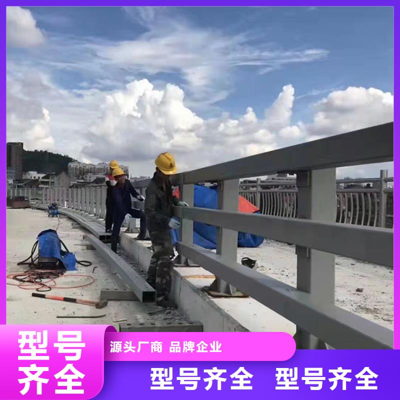 不銹鋼橋梁欄桿期待您的垂詢