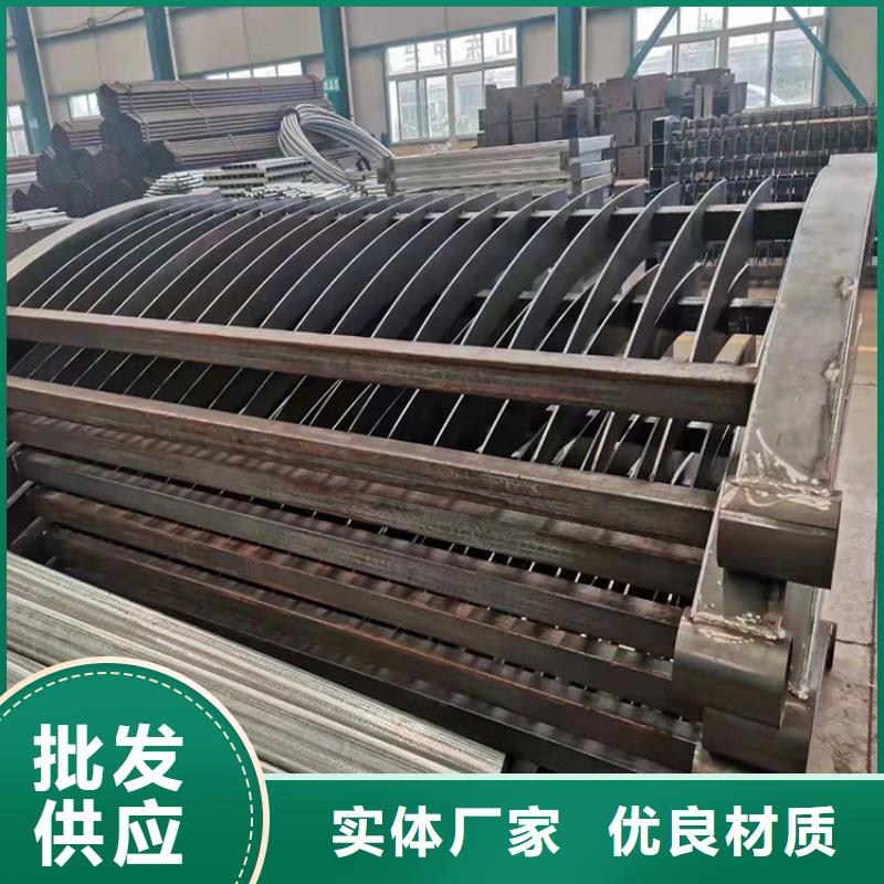 钢背木护栏费用