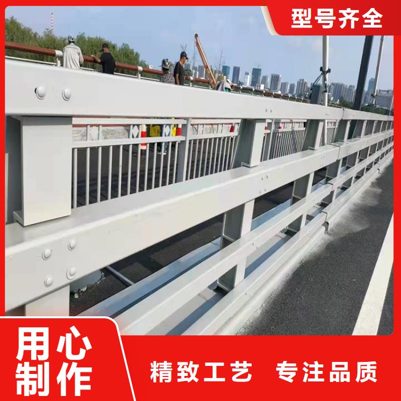 橋梁防撞護欄便于安裝