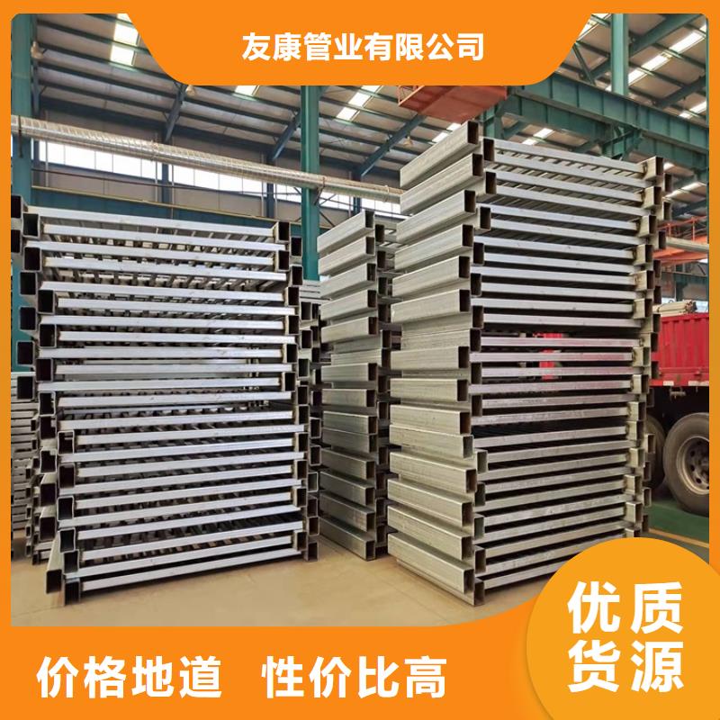 不銹鋼復(fù)合管隔離護(hù)欄質(zhì)優(yōu)價(jià)廉