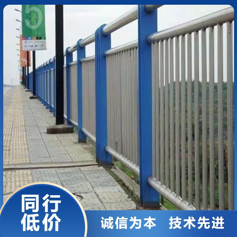 Q235B防撞護(hù)欄優(yōu)惠力度大