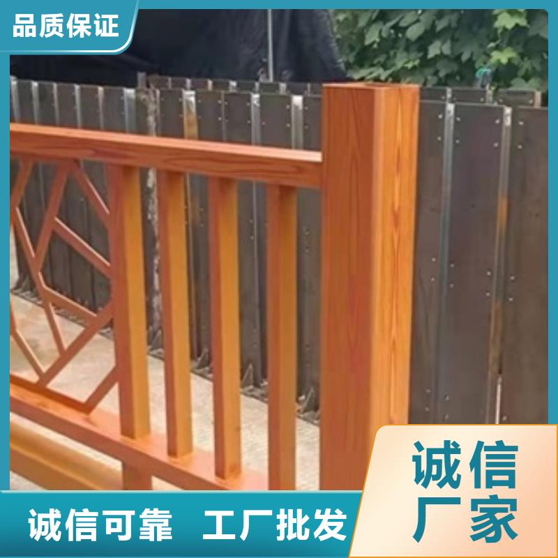鍍鋅鋼管護(hù)欄、鍍鋅鋼管護(hù)欄廠家—薄利多銷