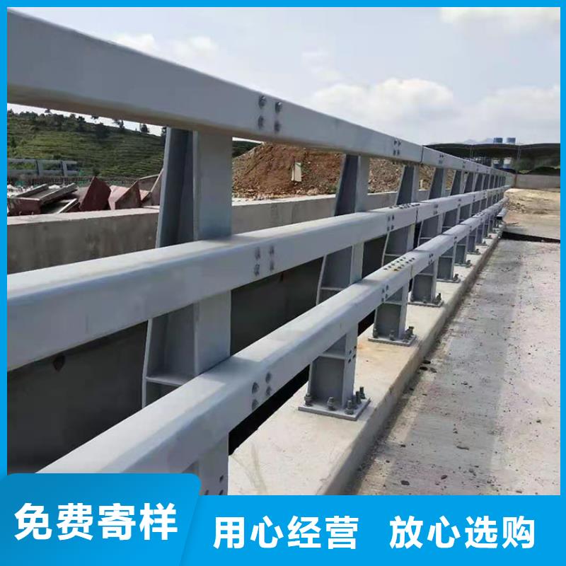 道路防撞護欄品種多樣