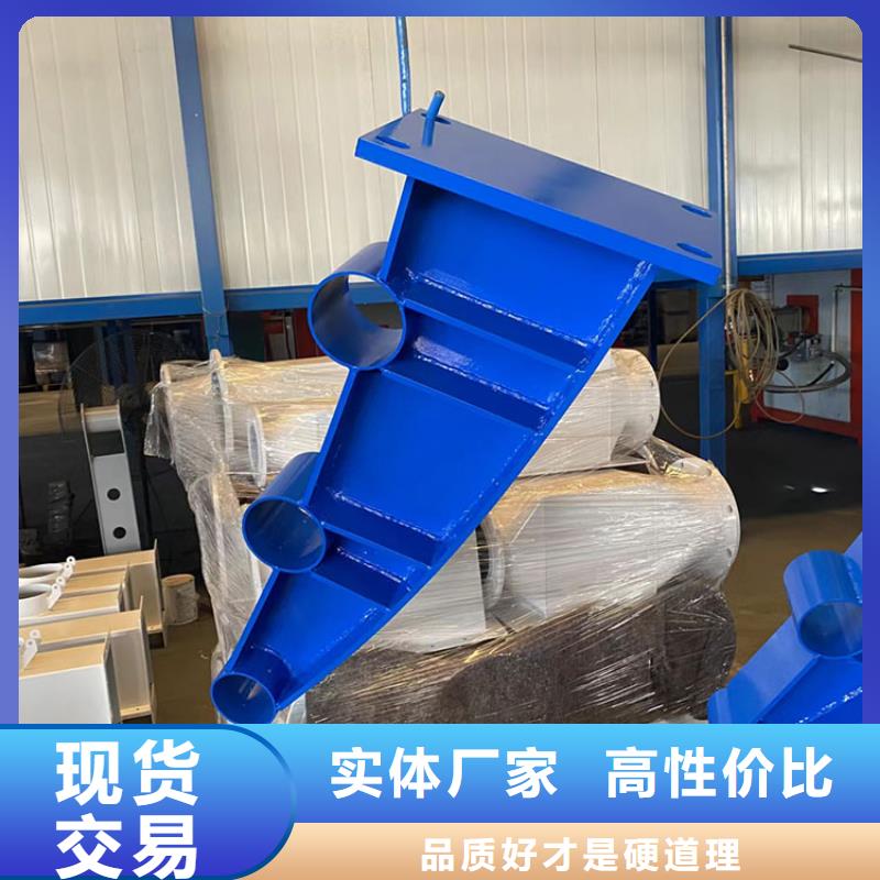 201不銹鋼復合管河邊護欄款式多樣
