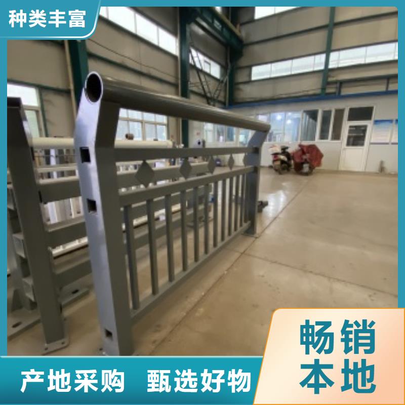 發貨及時的金屬梁柱式中央防撞護欄經銷商