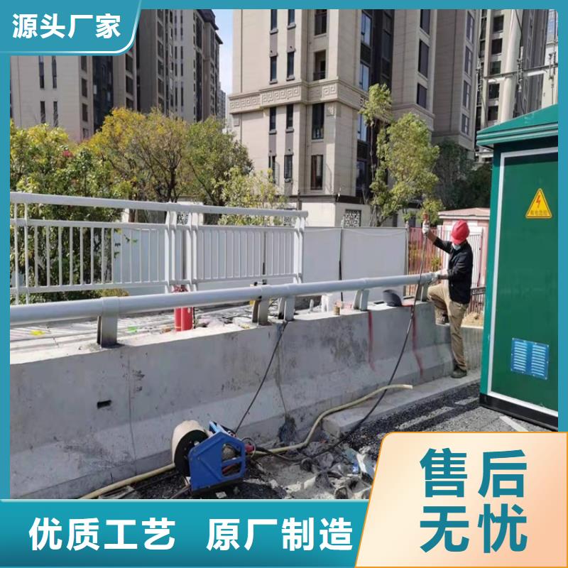 不銹鋼復(fù)合管景觀護(hù)欄質(zhì)量好