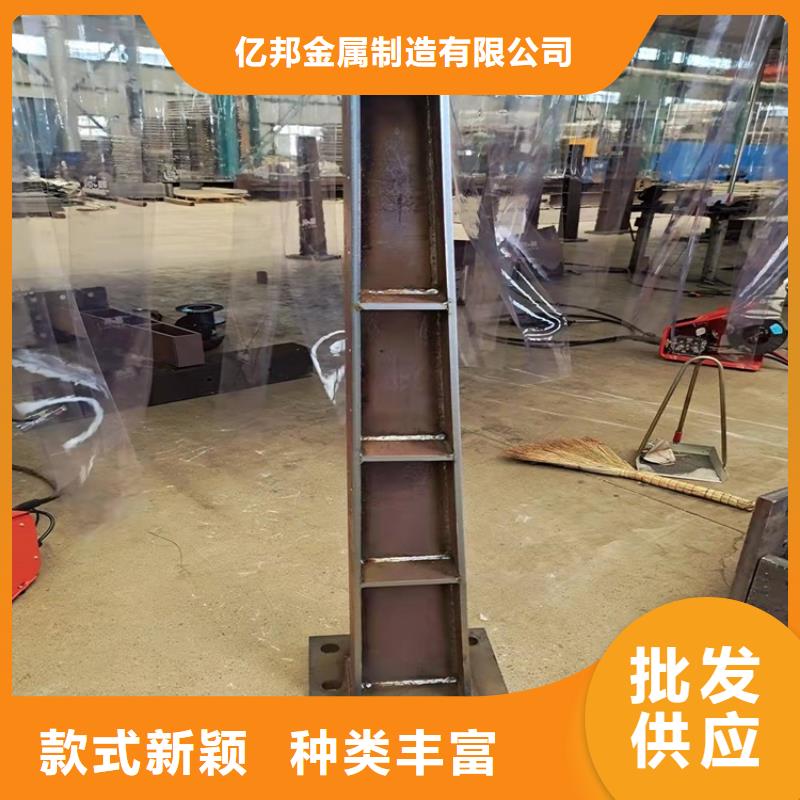 維吾爾自治區(qū)橋梁防撞護(hù)欄堅固耐用