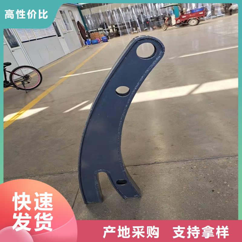 山東省公路防撞護欄深受客戶好評