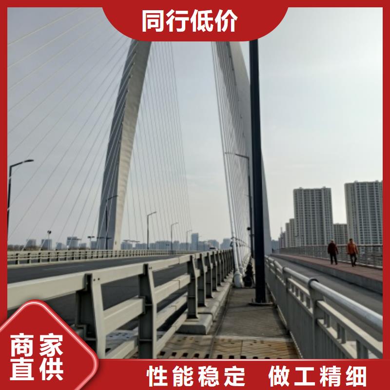 生產(chǎn)防撞不銹鋼復(fù)合管護(hù)欄的經(jīng)銷商