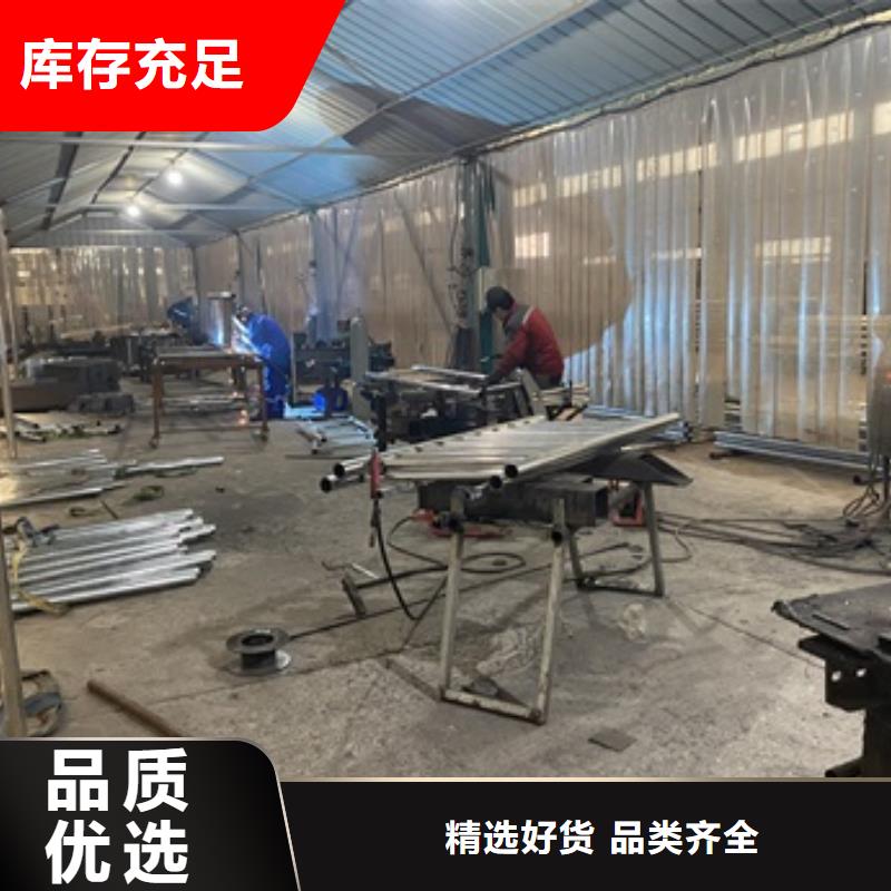 Q355B橋梁防撞護(hù)欄定做廠家