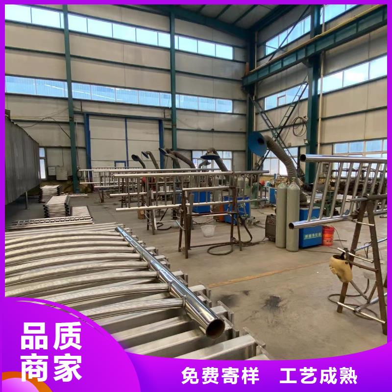 信譽(yù)好的橋梁防護(hù)欄桿廠家廠家_質(zhì)量保證