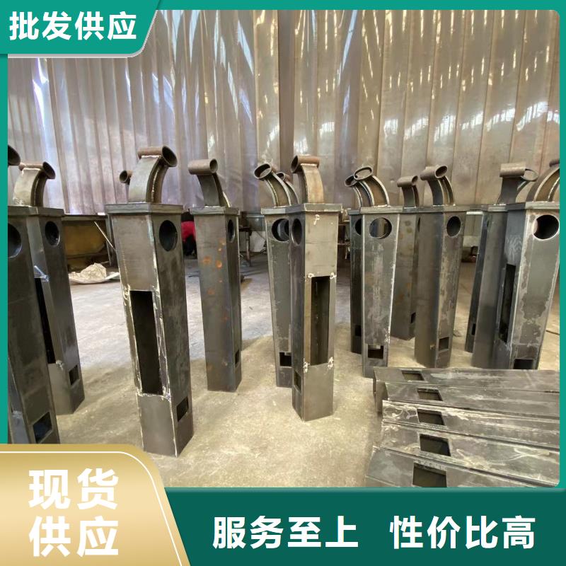 防撞橋梁防護欄桿選材用心