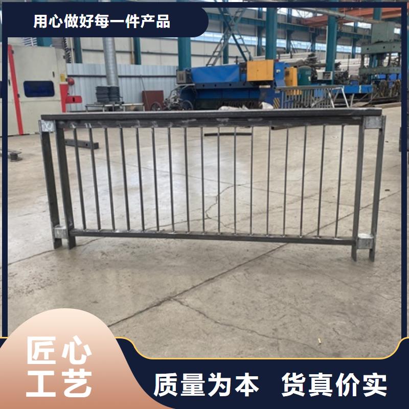 金屬防撞護欄多少錢一套