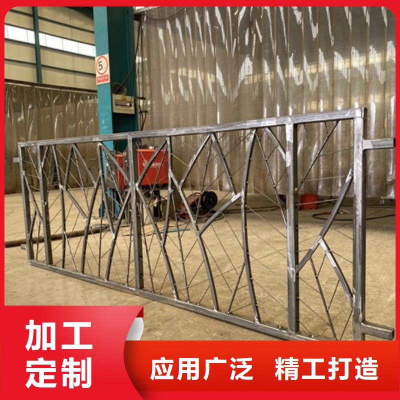高架橋護(hù)欄不銹鋼護(hù)欄安裝簡(jiǎn)單