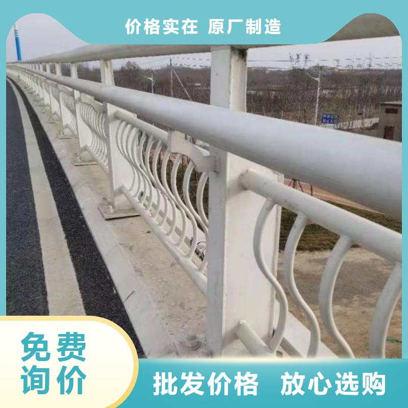 防撞護(hù)欄精工細(xì)作