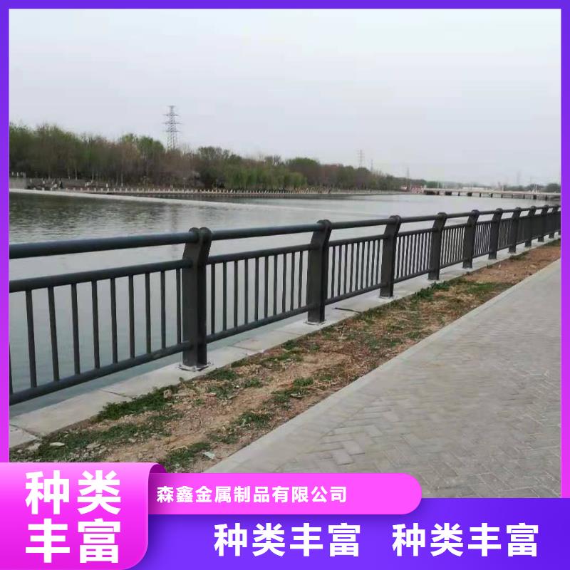 不銹鋼復(fù)合管隔離護(hù)欄售后無憂