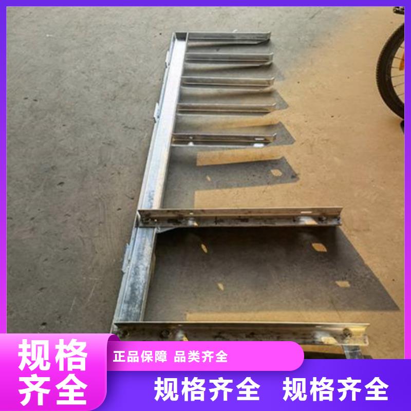 省心：管廊不銹鋼支架生產廠家