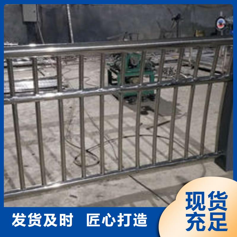 护栏镀锌波形护栏性价比高