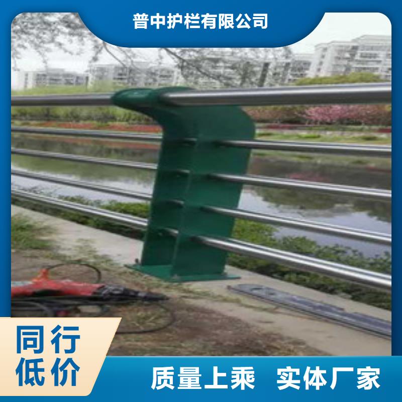 護欄國道抗沖擊圍欄真材實料誠信經營