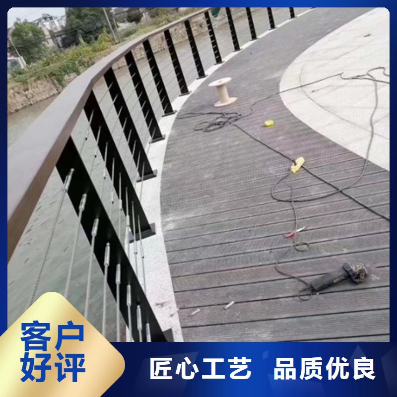 草地圍欄柵欄