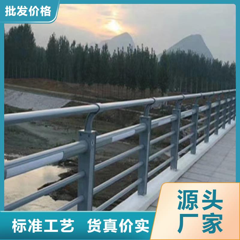 燈光護(hù)欄_公路燈光護(hù)欄多年行業(yè)積累