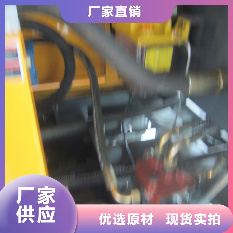 
小型混凝土輸送泵
混凝土澆筑二次構造柱泵