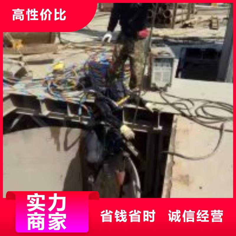 拼裝浮吊船工藝精良