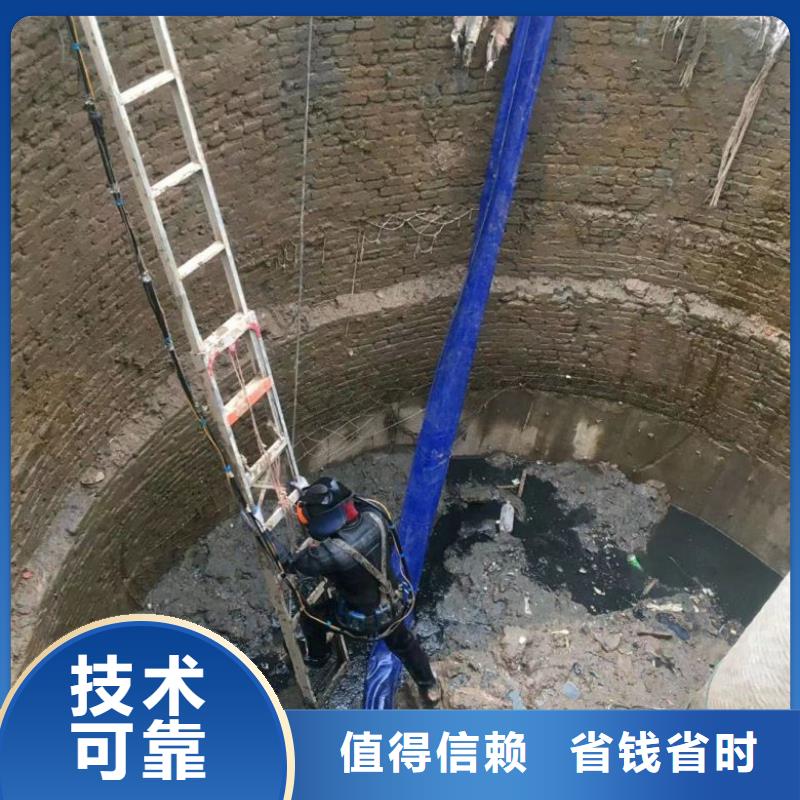 【水上浮吊船】水下清淤隊伍注重質量