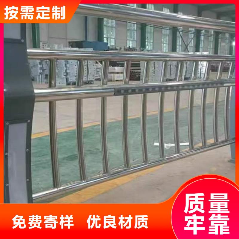 灯光护栏镀锌波形护栏源头把关放心选购