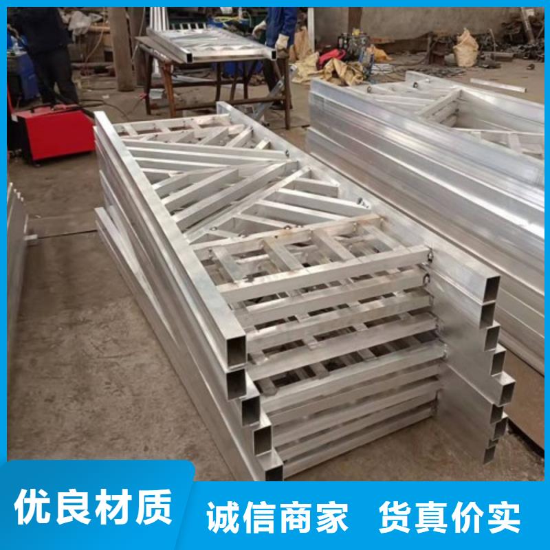 河道護(hù)欄國(guó)道抗沖擊圍欄按需定制