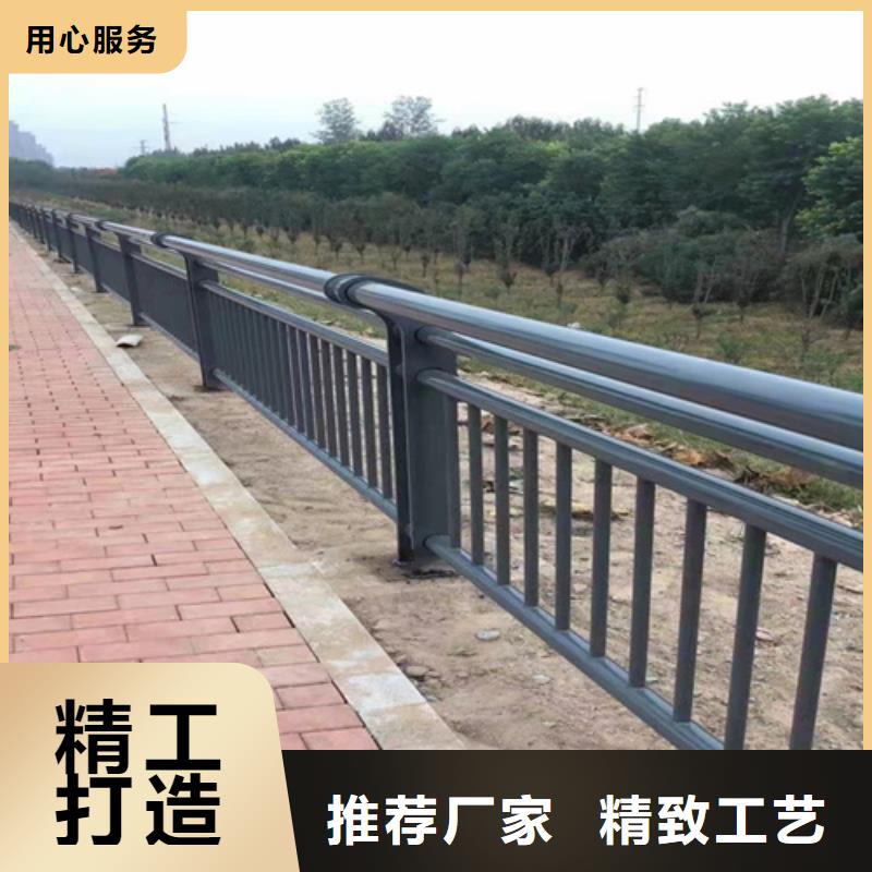 景觀橋防撞護欄立柱安裝效果圖