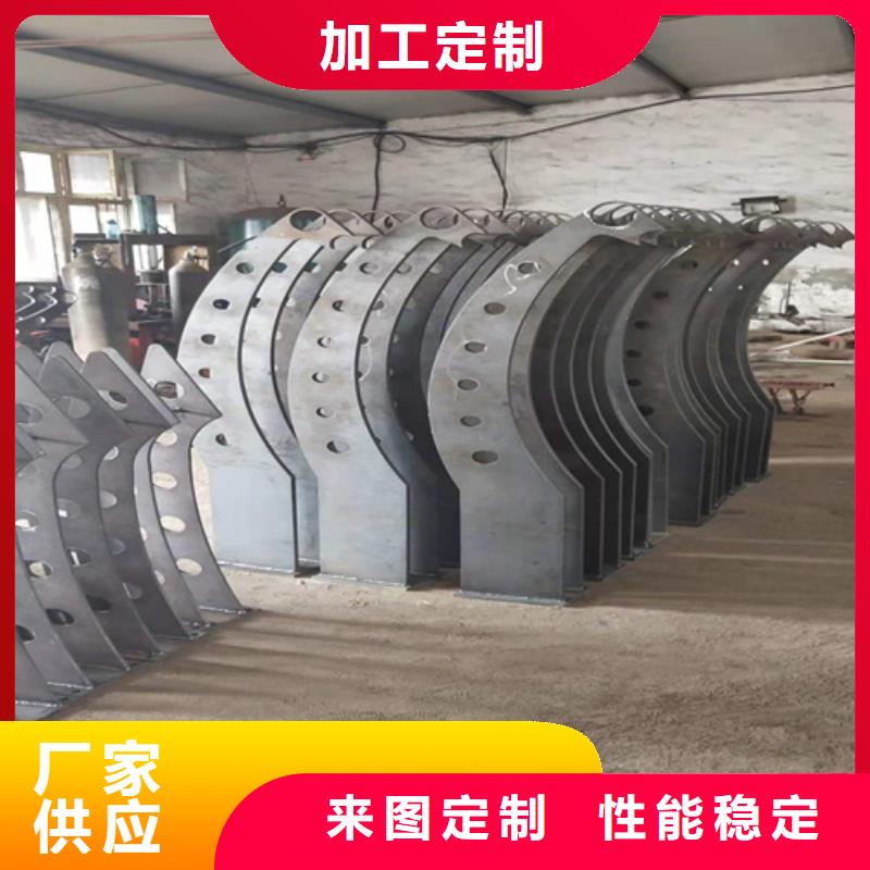 不銹鋼護(hù)欄立柱安裝簡便牢固