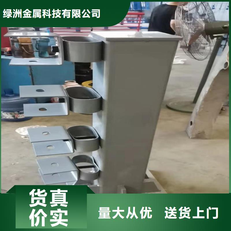 公路護(hù)欄立柱廠家圖片