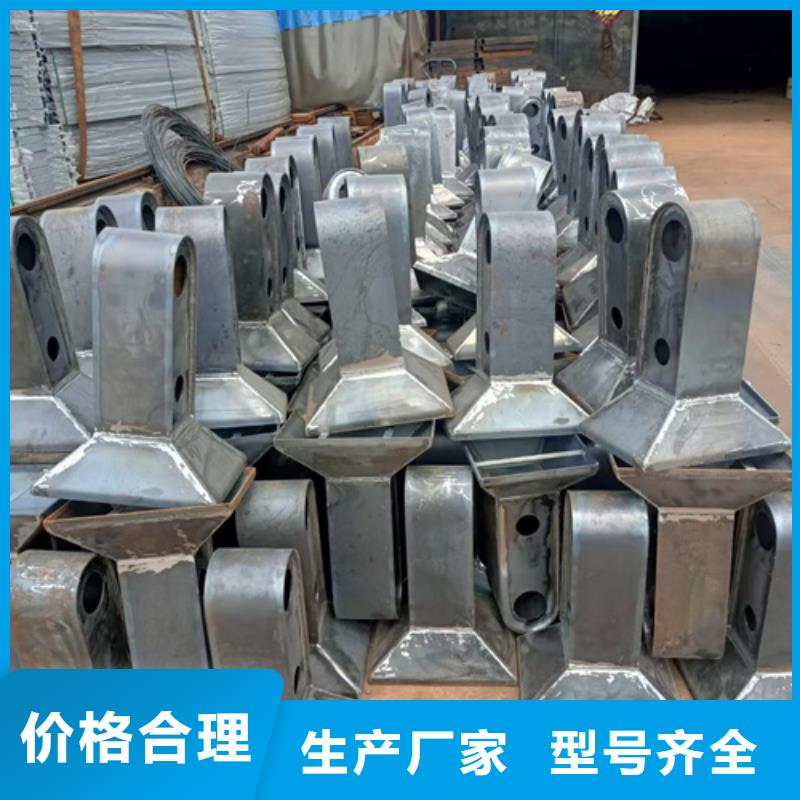 護欄立柱_鍍鋅波形護欄誠信經營