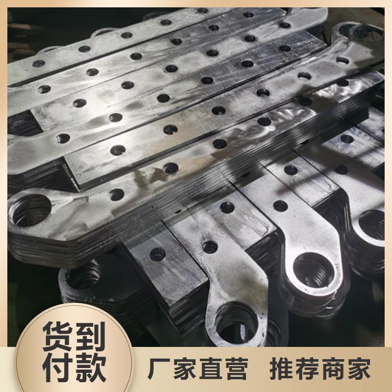 护栏立柱镀锌波形护栏专业生产厂家