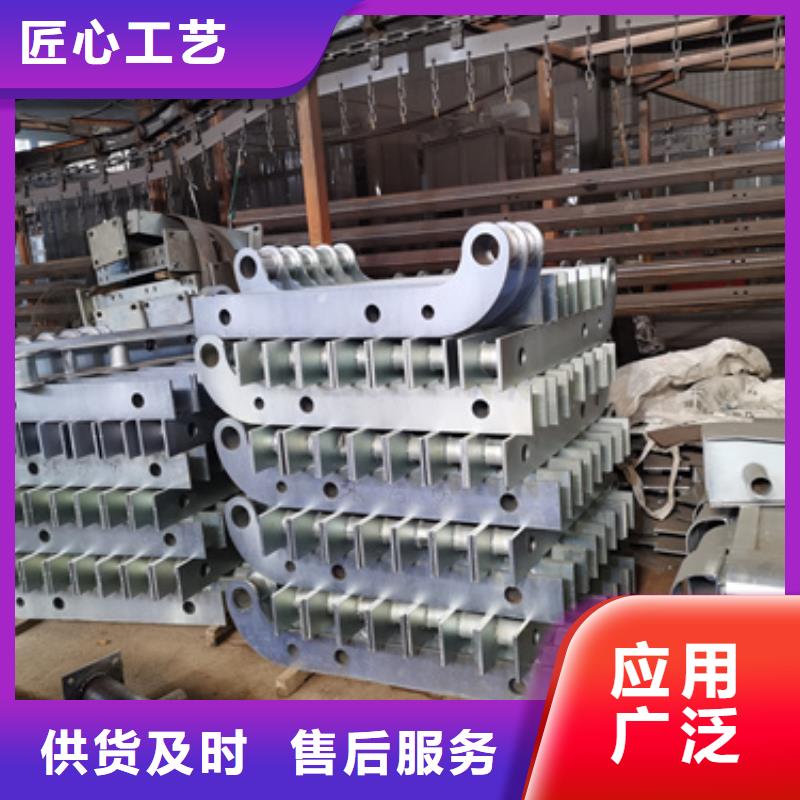 公路防撞護欄立柱全國走貨正規廠家全國走貨