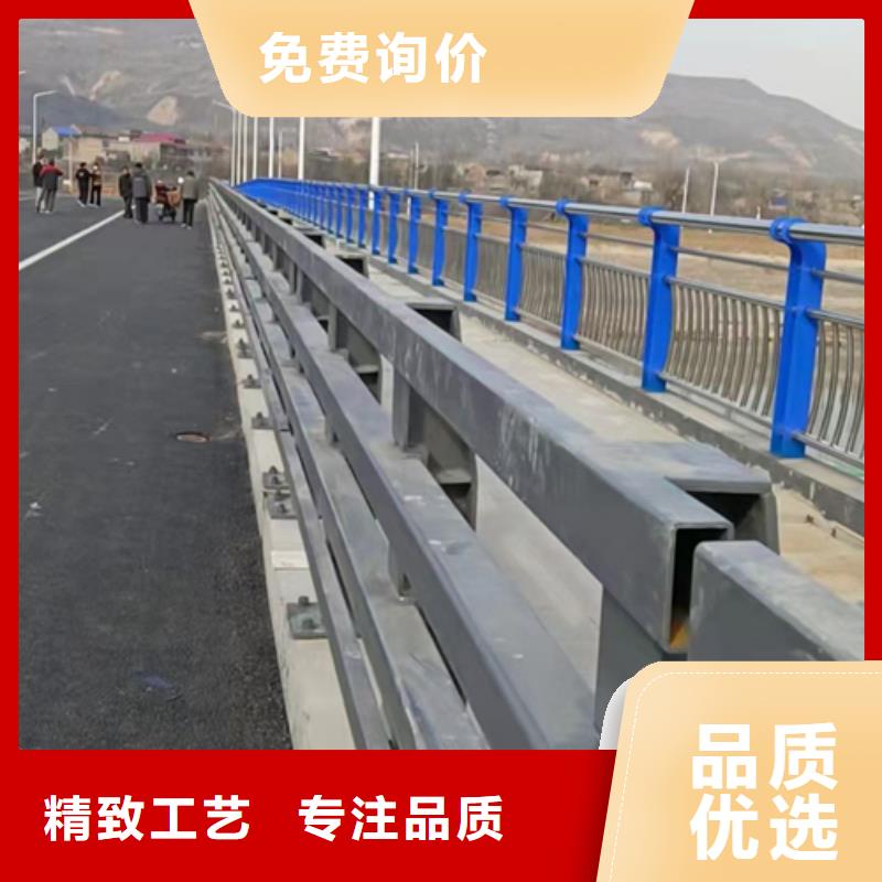 高速防撞護欄生產顏色多樣