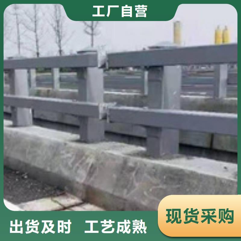 高速防撞護(hù)欄質(zhì)量可靠性?xún)r(jià)比高高速防撞護(hù)欄