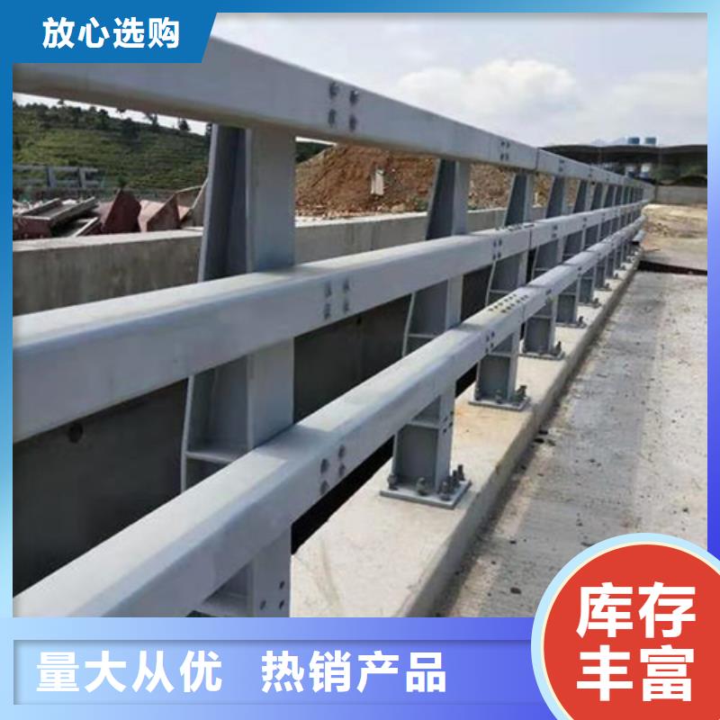 防撞護欄,熱鍍鋅立柱追求細(xì)節(jié)品質(zhì)
