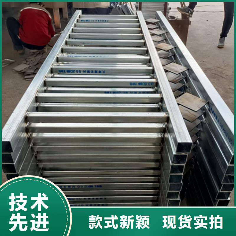 不銹鋼復合管護欄橋梁防撞欄廠家大庫存無缺貨危機