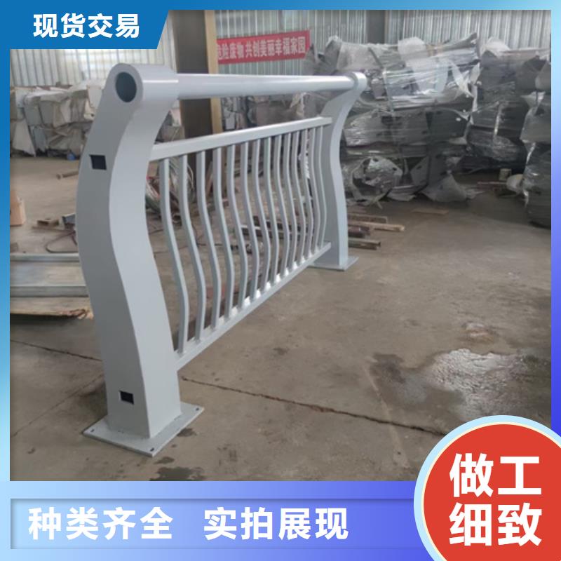 公路防撞護欄直銷價格品質(zhì)優(yōu)