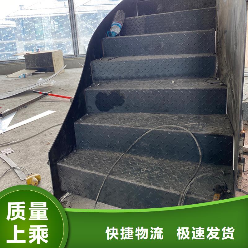 不銹鋼旋轉(zhuǎn)樓梯螺旋梯